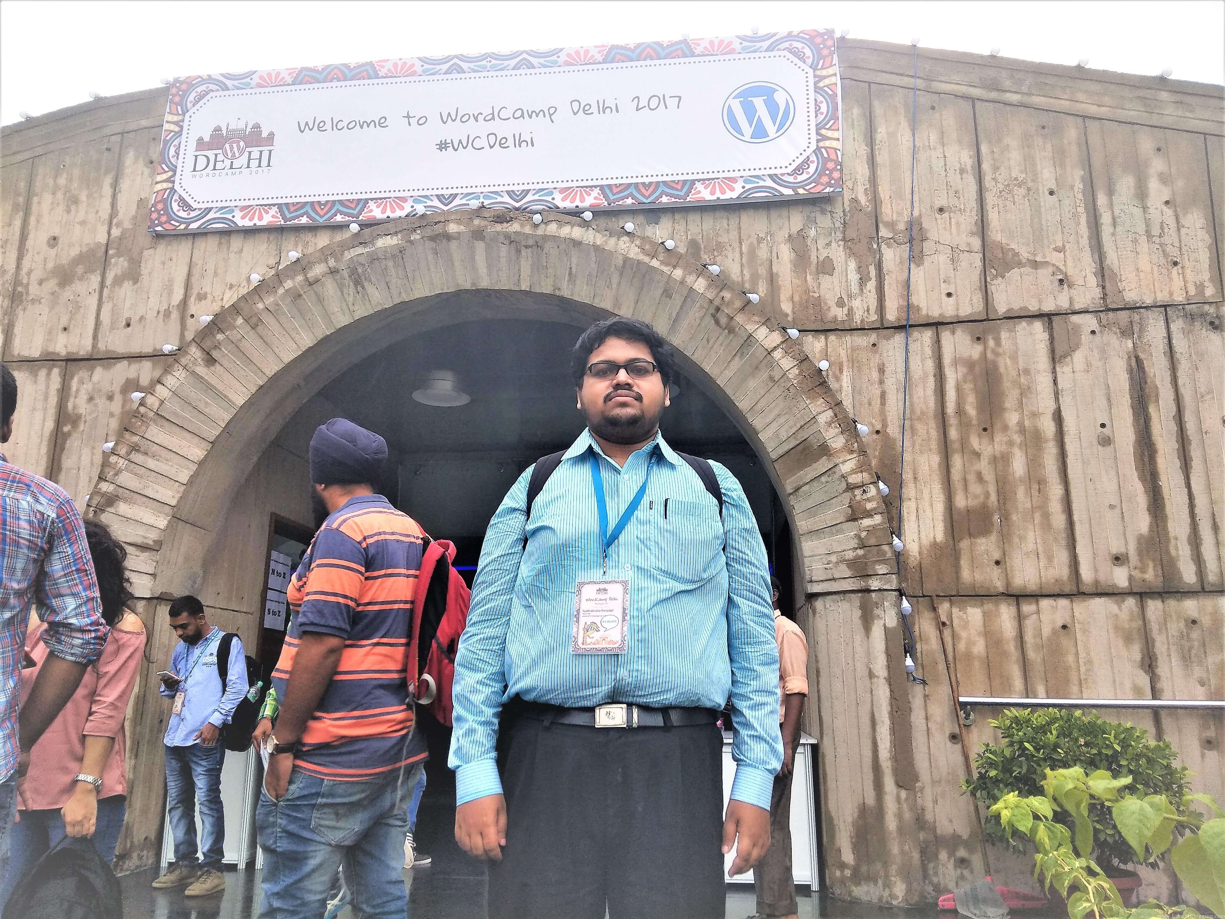 Subhabrata Kasyapi in Front of WordCamp Delhi 2017 Gate